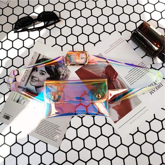 🔴 Holographic Fannypack - Trendy Belt Closure - Picture 2 of 8